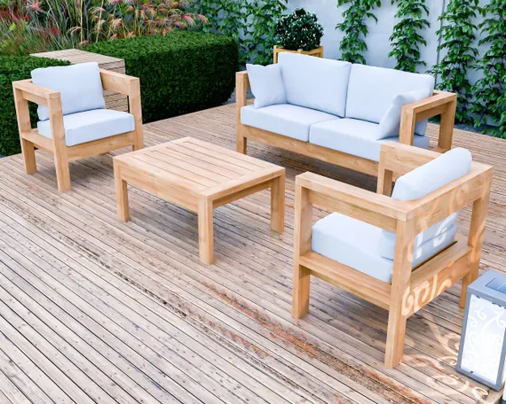 outdoor table by Etch&bolts